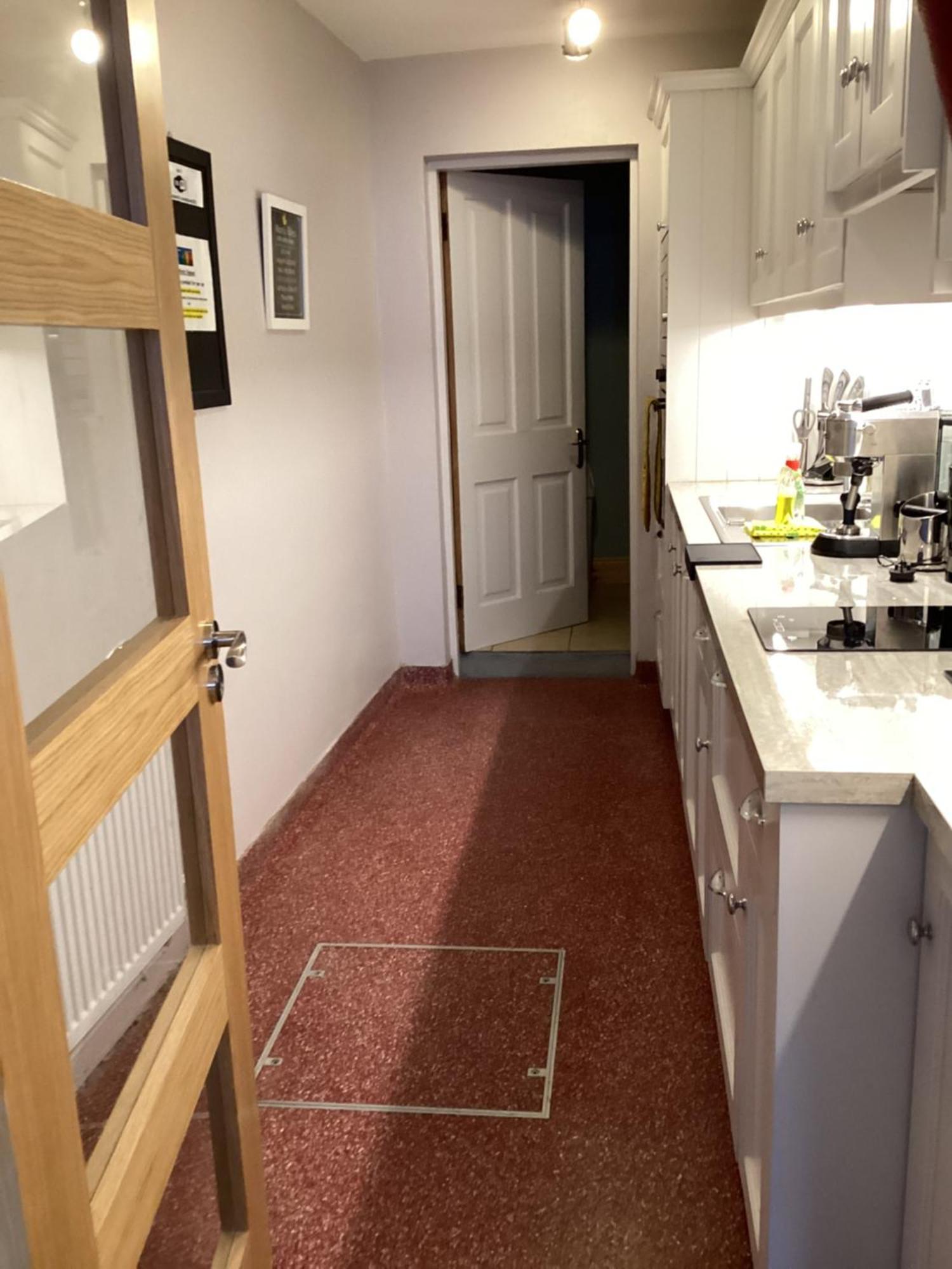 Roundstone Retreats Quayside Luxury Apt Экстерьер фото